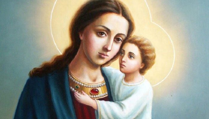 Сильные защитные мамины молитвы — о дочери и сыне