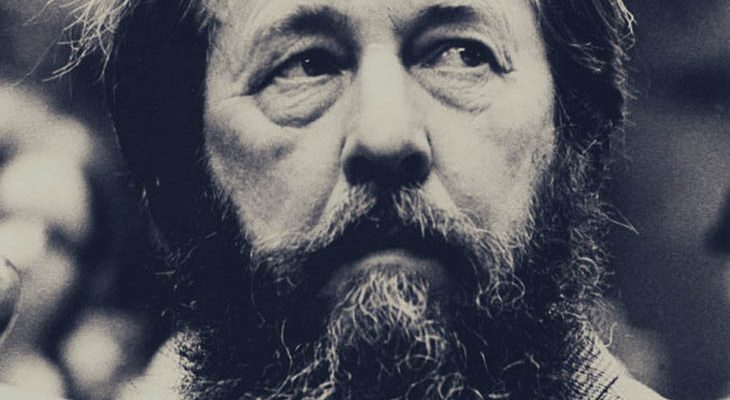 15 пронзительных цитат Солженицына