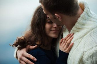10 верных признаков того, что женатый мужчина хочет близости с вами